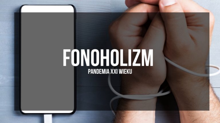 Obraz przedstawia grafikę zatytułowaną "Fonoholizm - Pandemia XXI Wieku", która ilustruje zjawisko uzależnienia od telefonów komórkowych. Na grafice widzimy dłonie związane kablem od ładowarki, co symbolizuje uzależnienie od urządzenia, które trzymają. Tło jest neutralne, a dominujący obraz telefonu komórkowego podkreśla temat grafiki. Ujęcie ma na celu zwrócenie uwagi na rosnący problem fonoholizmu, który jest coraz bardziej rozpowszechniony w nowoczesnym świecie.